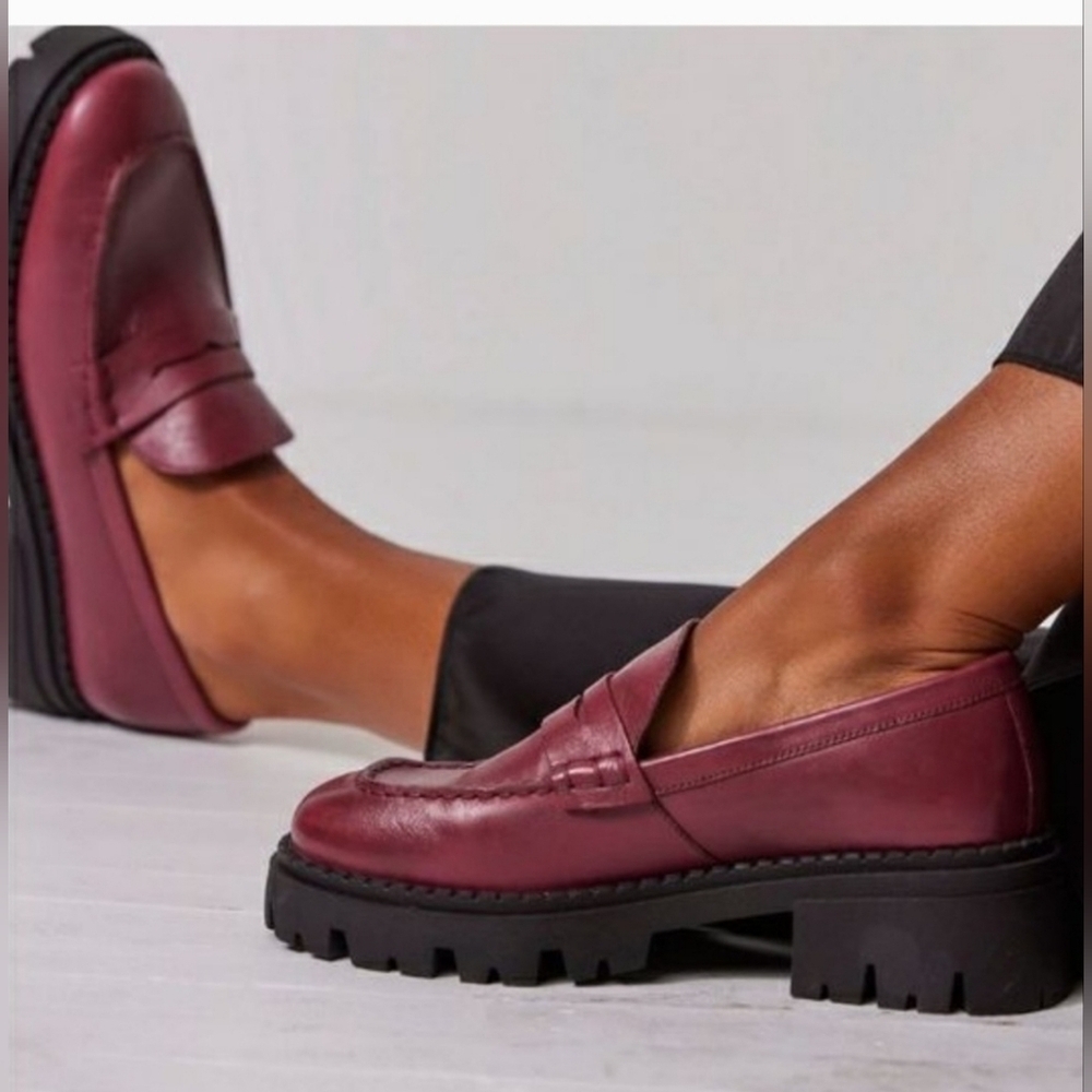 Free People Lyra Lug Sole Penny Loafer in Wild Mulberry Size 39
